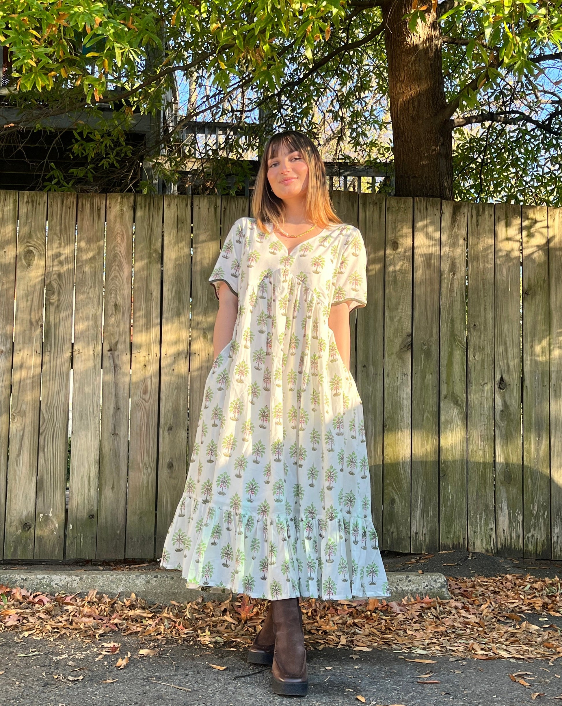 Haley Dress M / White / 100% Cotton Haley Dress M / White / 100% Cotton